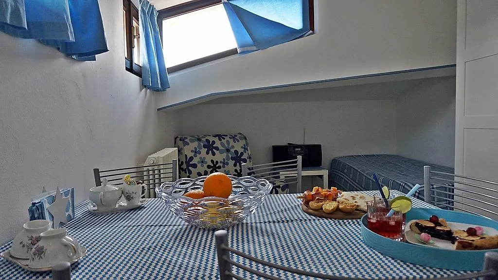 Antica Corte Albisano Appartement Torri Del Benaco 0*,  Italië