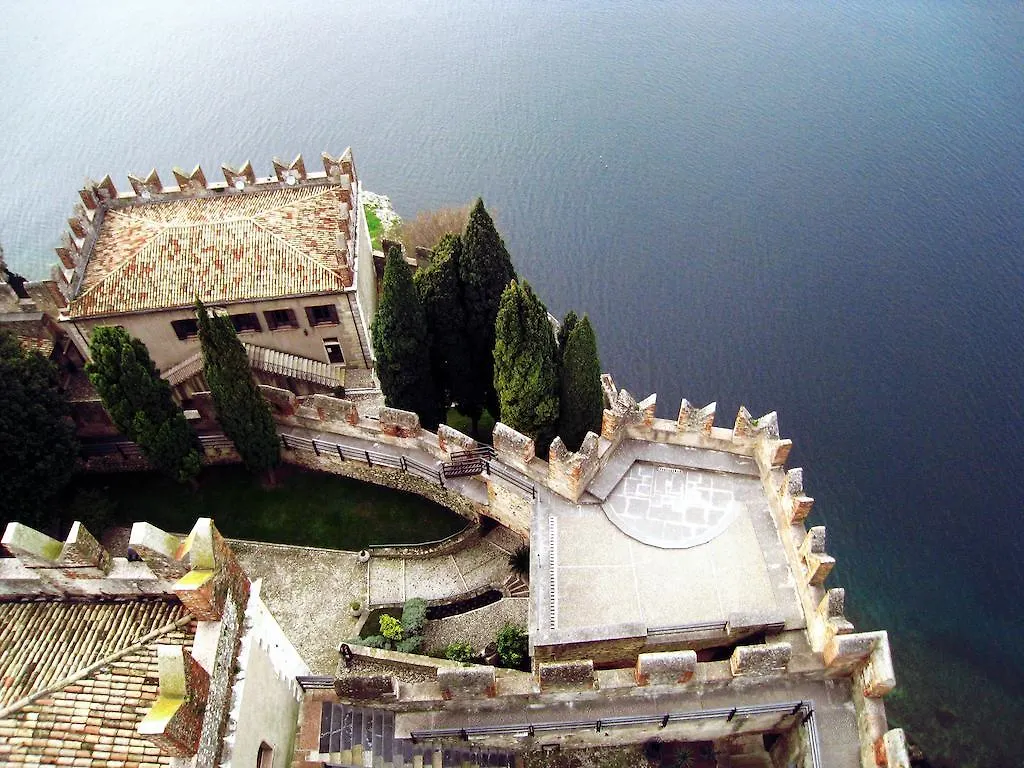 Antica Corte Albisano Apartment Torri Del Benaco