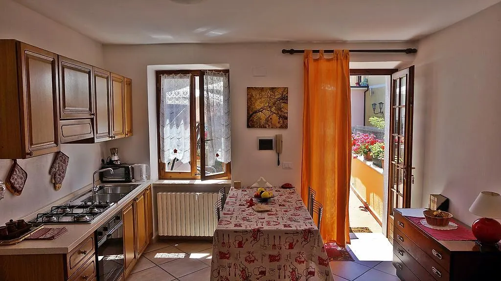 Antica Corte Albisano Apartment Torri Del Benaco